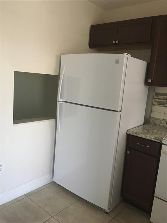 SUNRISE LAKES phase 2 - Residential Lease