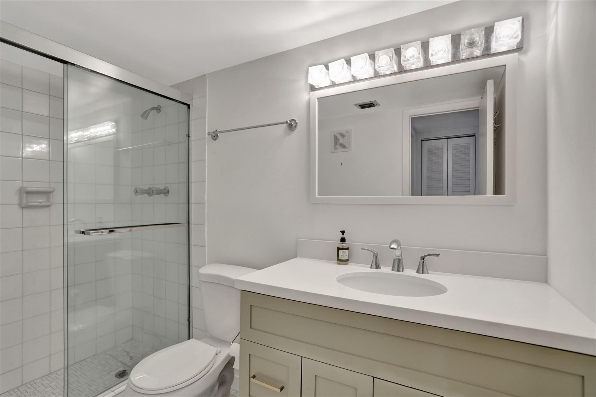 Colony Point - Residential