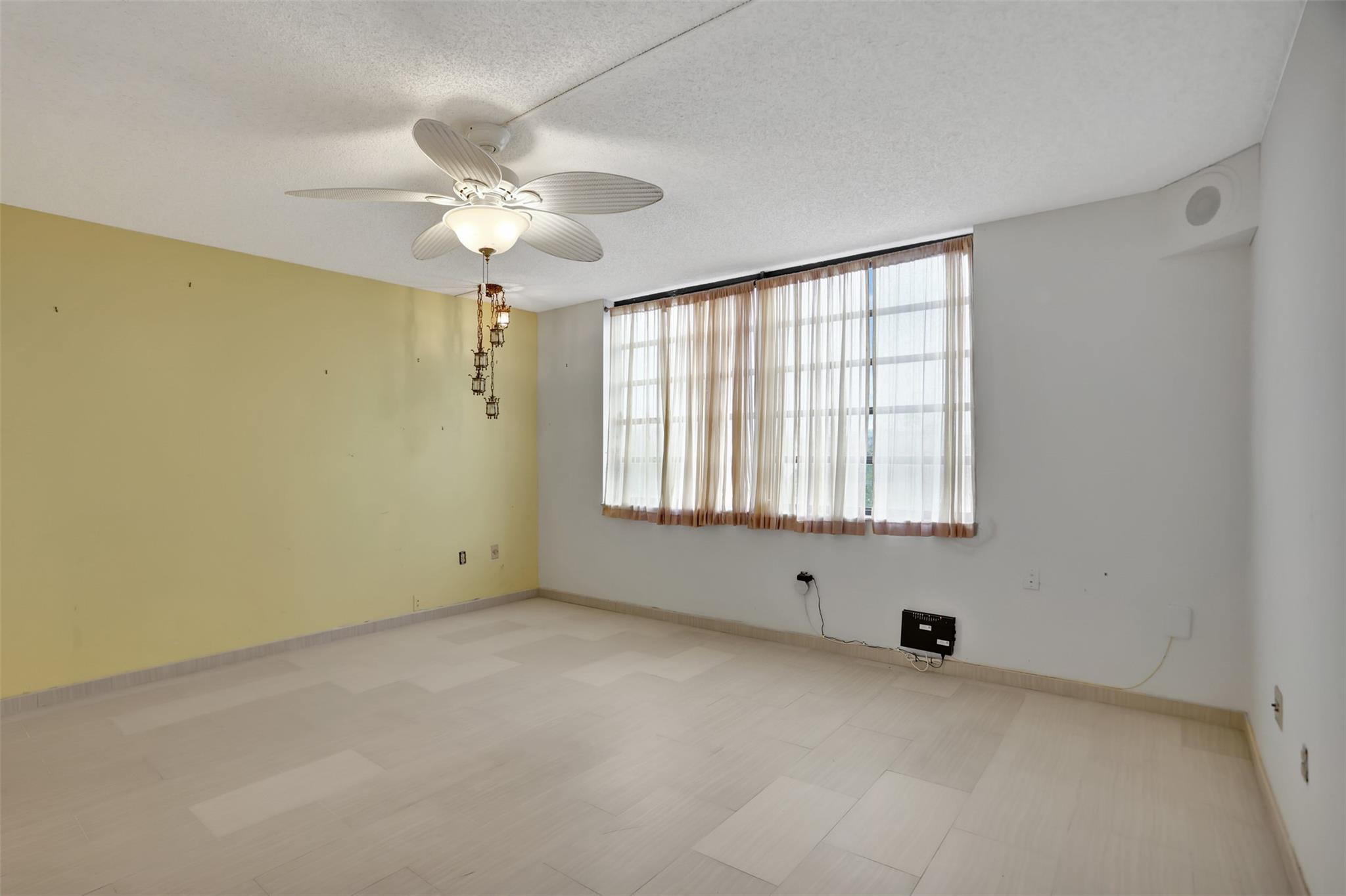 Colony Point - Residential