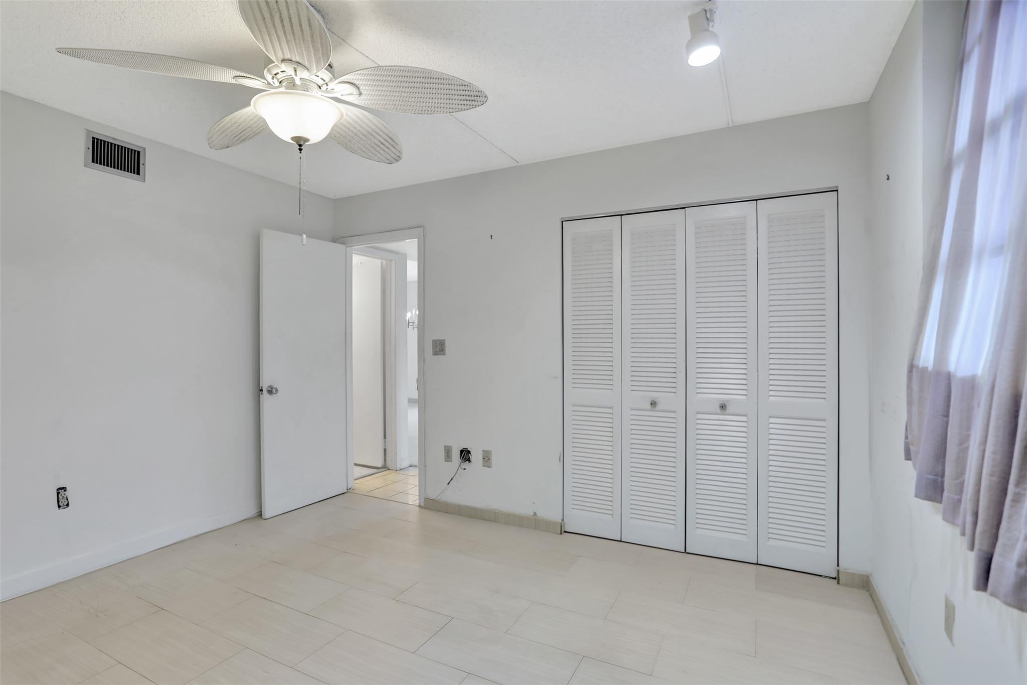 Colony Point - Residential
