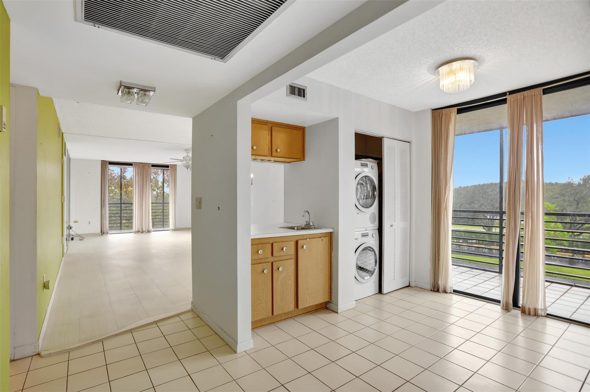 Colony Point - Residential