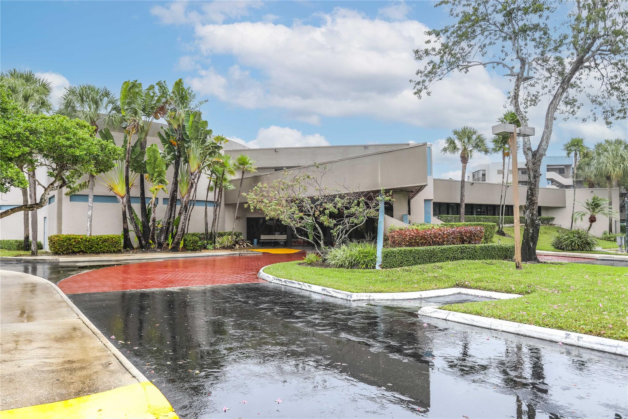 Colony Point - Residential