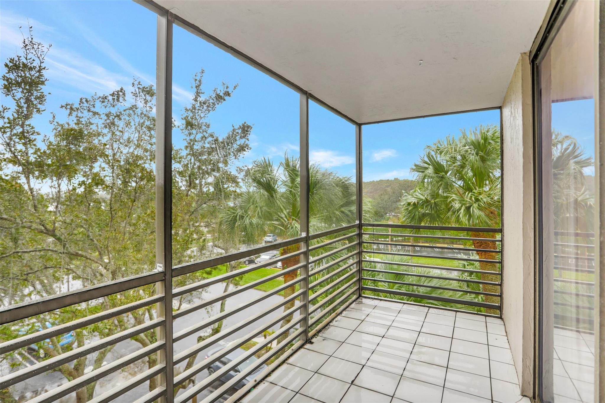 Colony Point - Residential