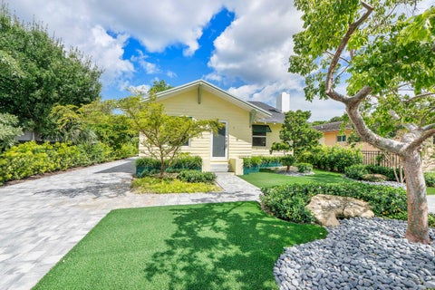 Tiny photo for 216 NE 23RD Avenue, Pompano Beach, FL 33062 (MLS # B26087659)