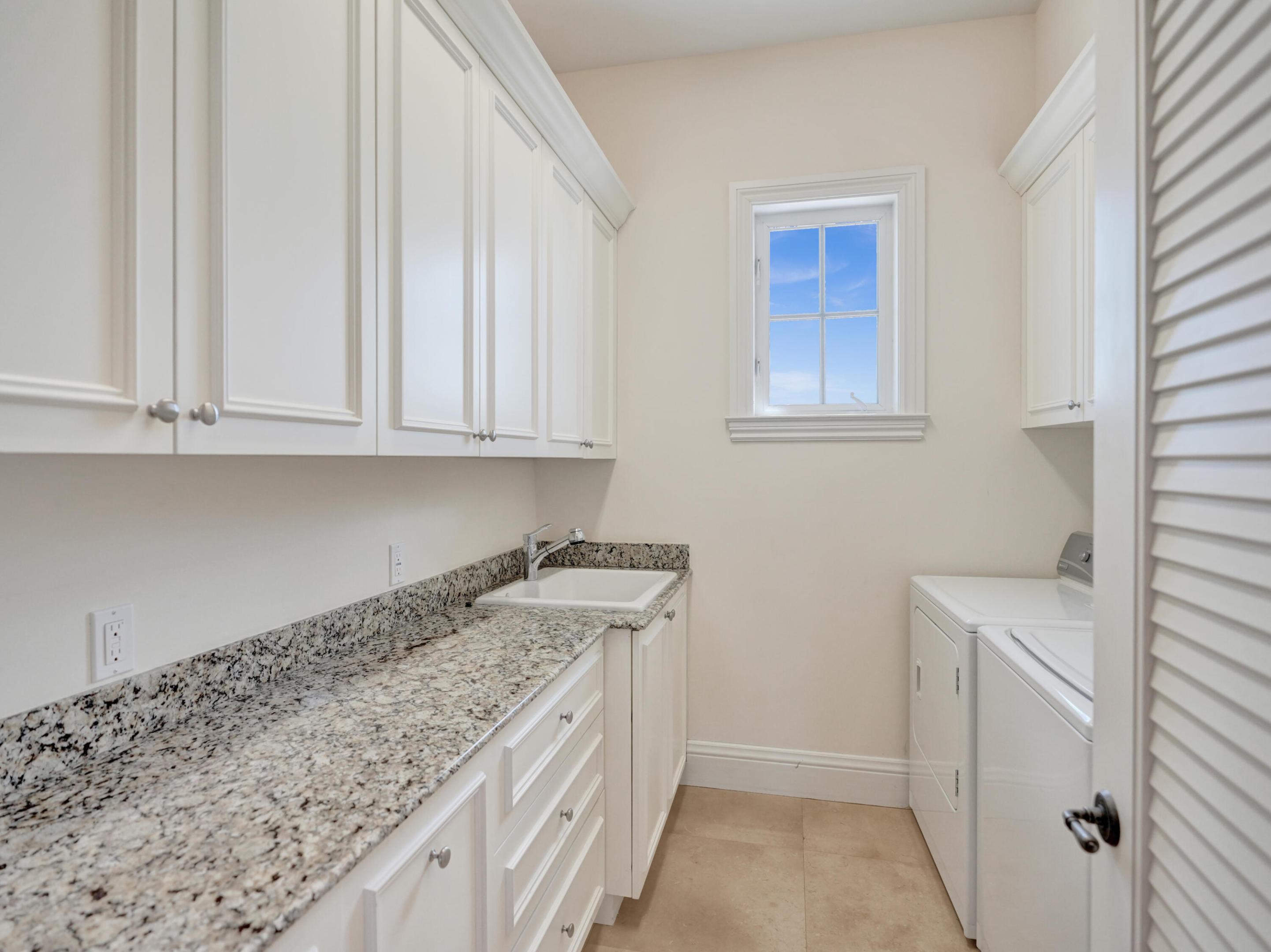 COVE 2ND SEC - Residential