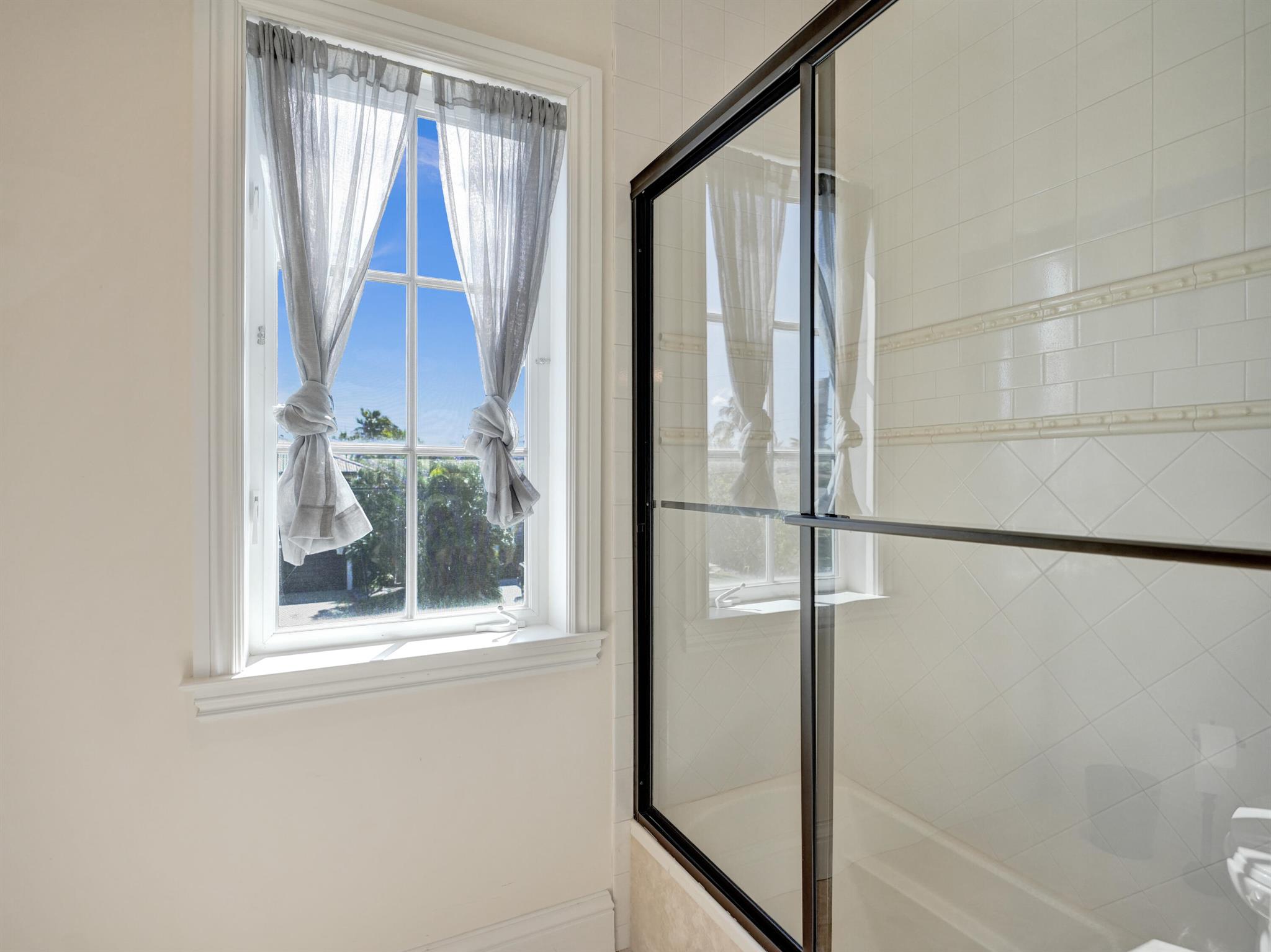 COVE 2ND SEC - Residential