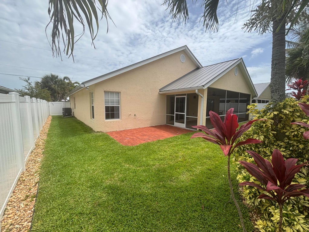 Photo of 6366 Barbara Street, Jupiter, FL 33458 (MLS # B26051253)