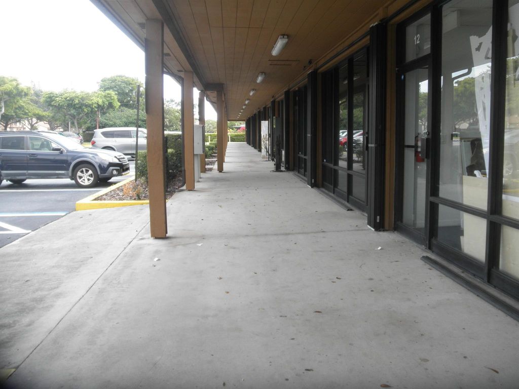 Photo of 3676 Collin Drive, West Palm Beach, FL (MLS # R10995394)