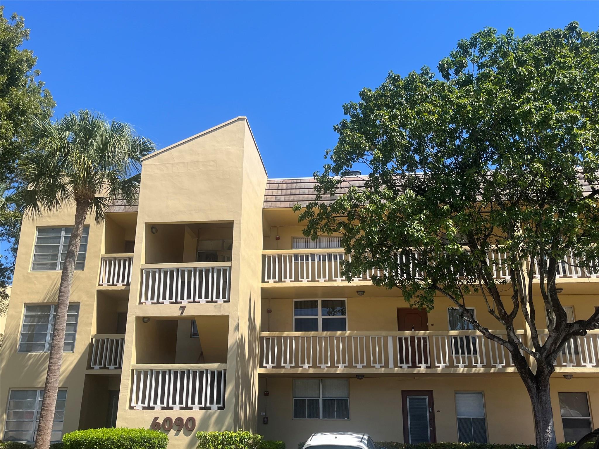 This Lovely corner 1b/1b unit with enclosed patio offers quiet mornings and nights with the serene views of the lake to enjoy. New Laminate Floors, Spacious master bedroom, Plenty of storage with a Walk-in closet + an Extra Storage Unit for your belongings. Not to mention, just steps away is the Elevator & Laundry area. This clean, well -maintained 55+ community offers everything for an active living, 4 Pools, Fitness Center, 2 Tennis Courts, Pickleball, Pool tables, Cardroom, Library, Clubhouse to Ballroom. Maintenace includes all Amenities, Cable/Water/Sewer and Pest Control. Furniture included. 25k household annual income & 675 credit score required. Bermuda Club community offers tranquility, comfort & convenience, minutes away from shopping centers, the beach, turnpike & Sawgrass Mills