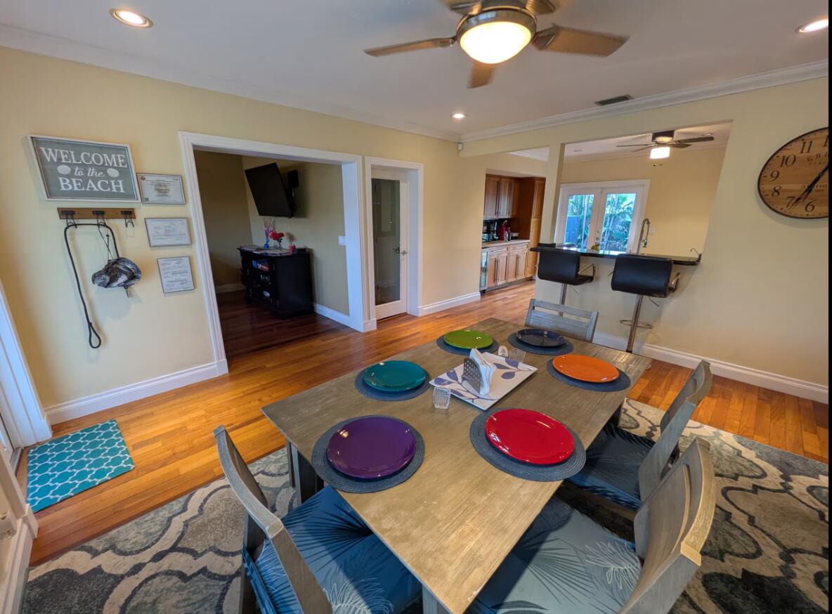 1405 NE 14TH Court