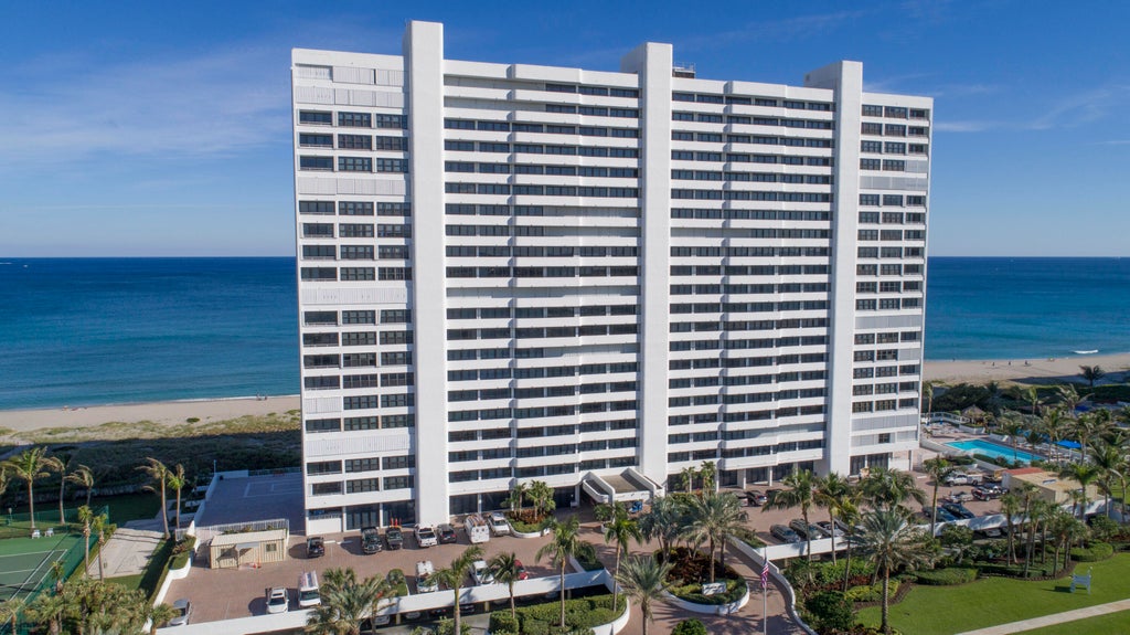 Photo of 2600 S Ocean Boulevard #11E, Boca Raton, FL 33432 (MLS # B26071067)