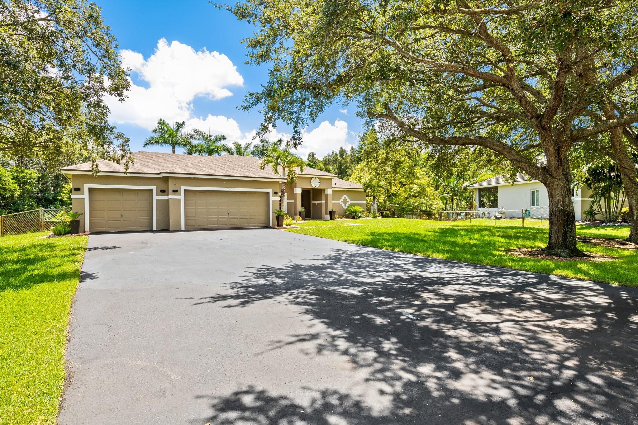 Photo 46 of 61 of 5800 SW 199th Ave house
