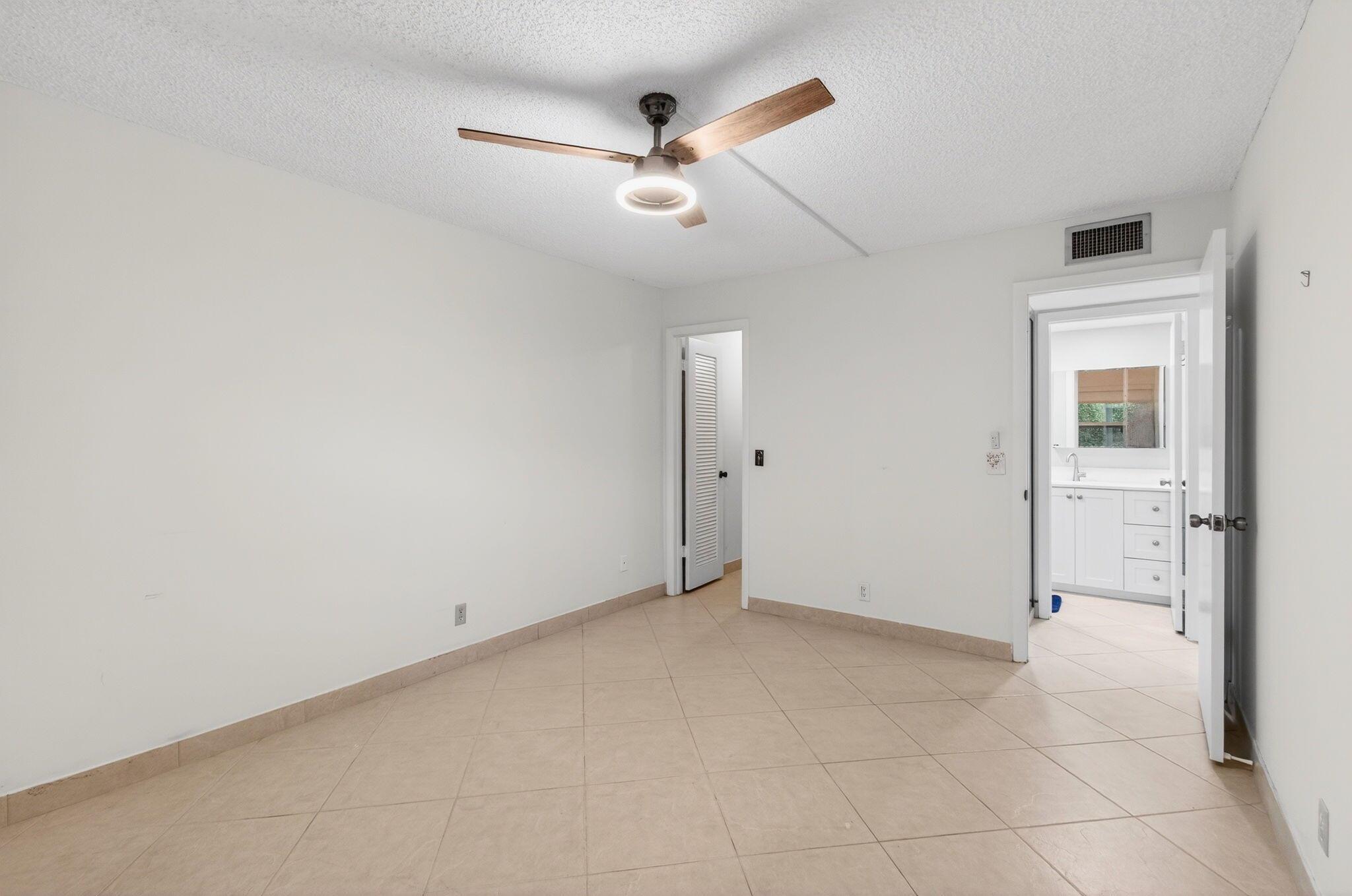 KINGS POINT NORMANDY COND - Residential