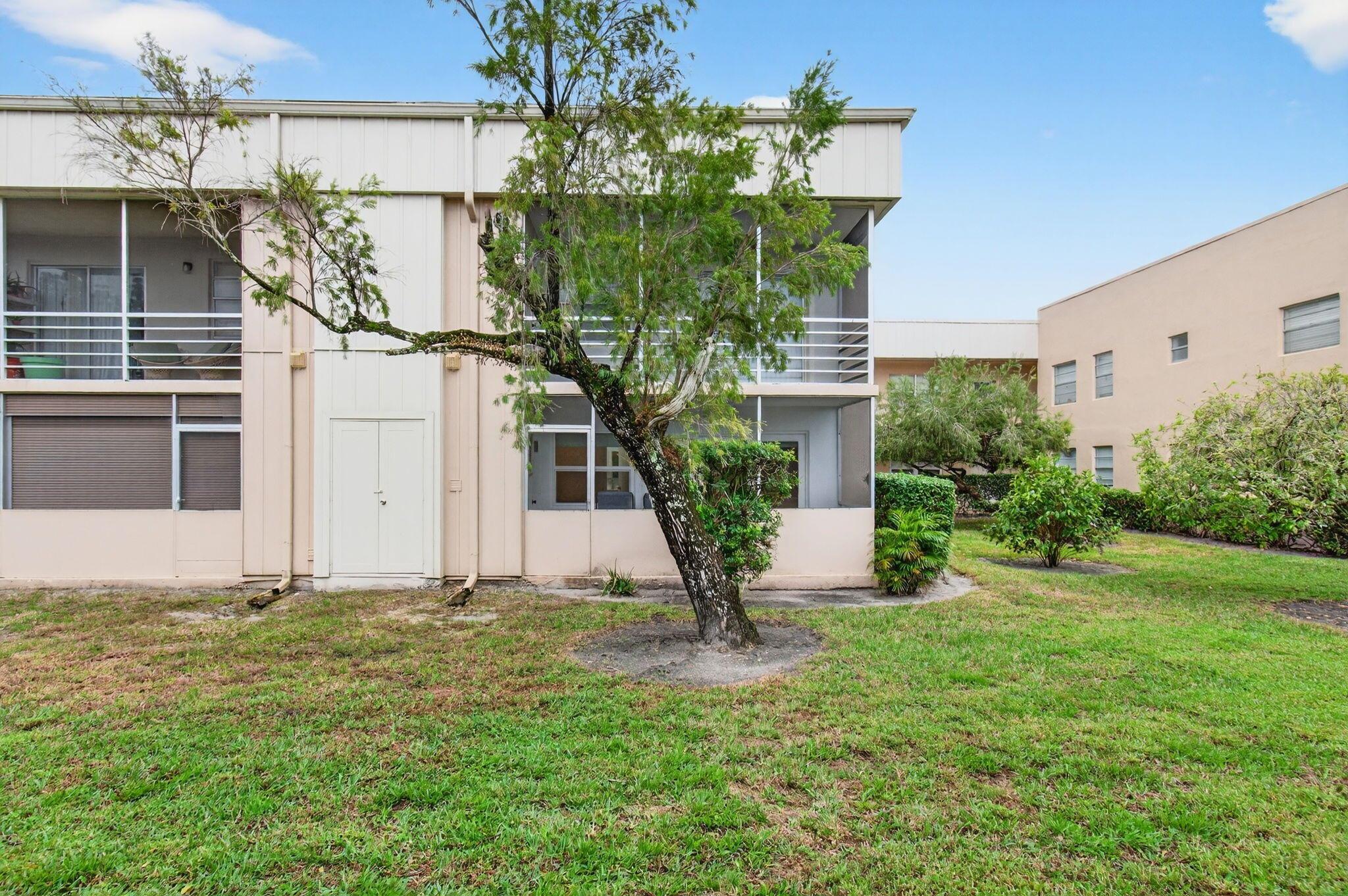 KINGS POINT NORMANDY COND - Residential