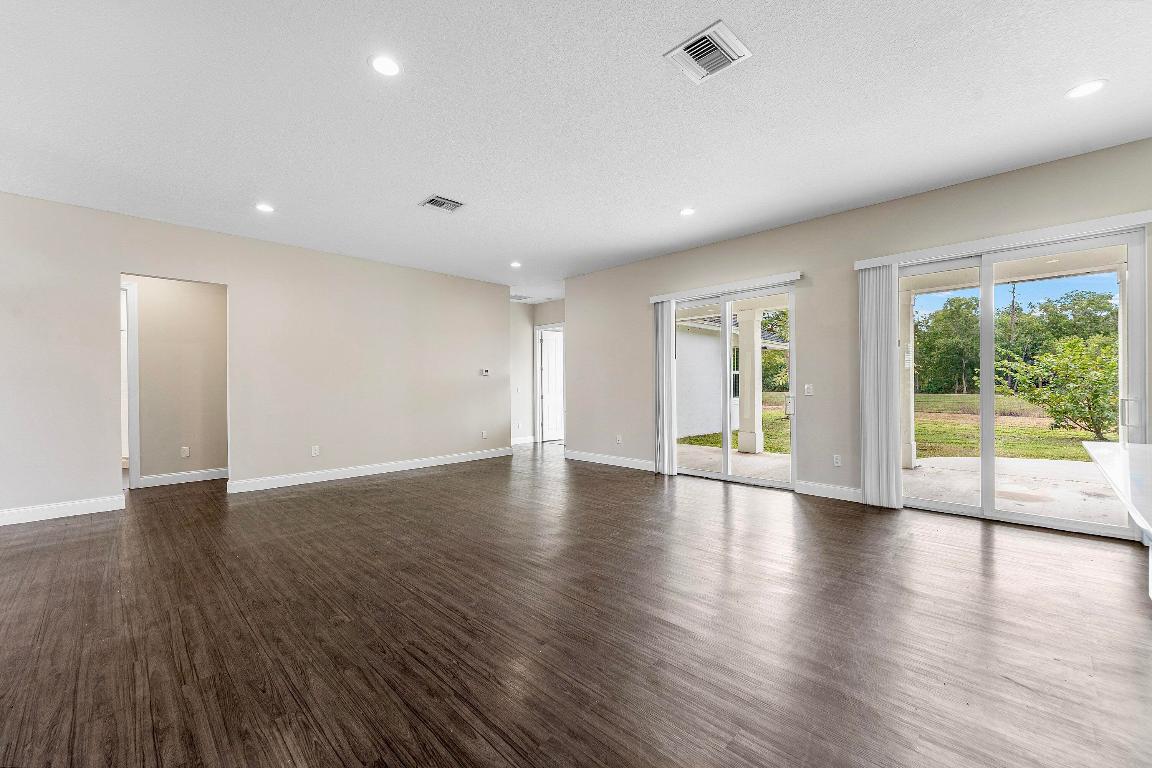 PORT ST LUCIE SECTION 47 - Residential