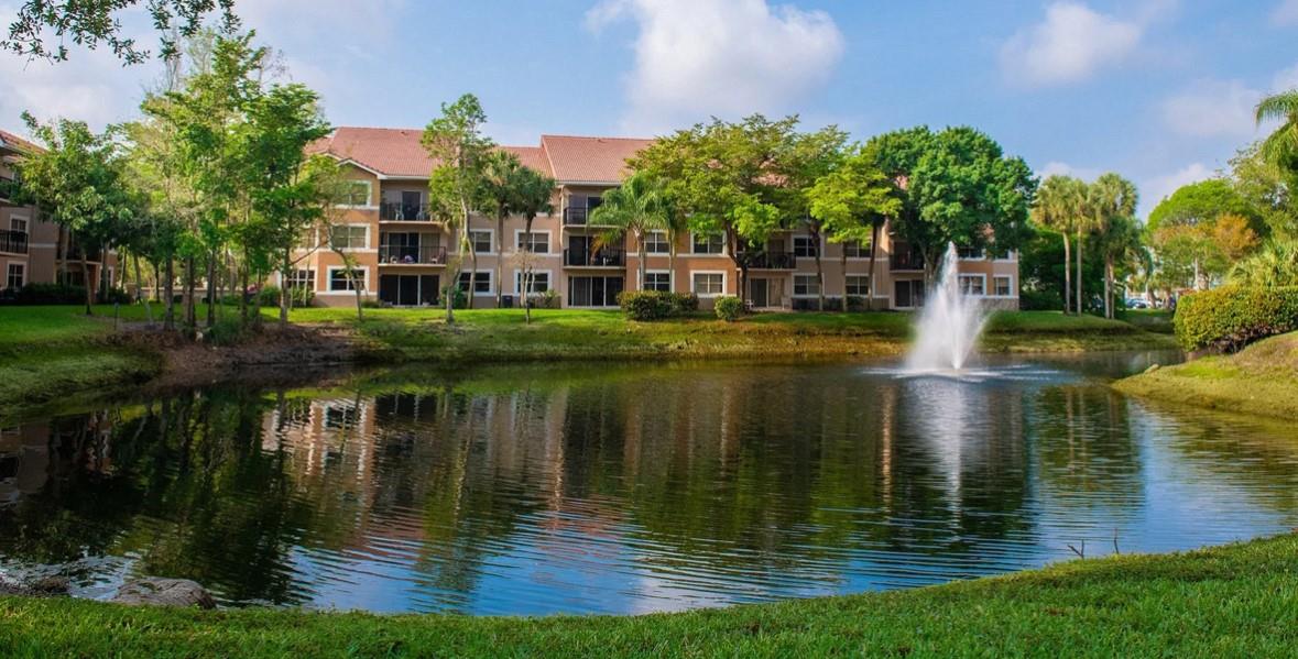 Welcome to Edgewater, a highly sought-after all-ages gated community! ABLE TO RENT IMMEDIATELY! The perfect blend of comfort, and convenience! This freshly painted/well maintained 3bed 2bath lakeview condo features a spacious split floor plan, good size kitchen with breakfast nook, stainless steel appliances, and in-unit washer/dryer. The oversized primary suite boasts a large walk-in closet for max storage. Enjoy resort-style amenities including 2 pools, hot tubs, tennis courts, bi-level fitness center, business center, billiard room, clubhouse, BBQ areas, playground, and dog park! Perfectly located near top-rated schools, shopping, restaurants, places of worship, family fun, and major highways including the Turnpike and Sawgrass Expressway. This is the lifestyle you've been waiting for!