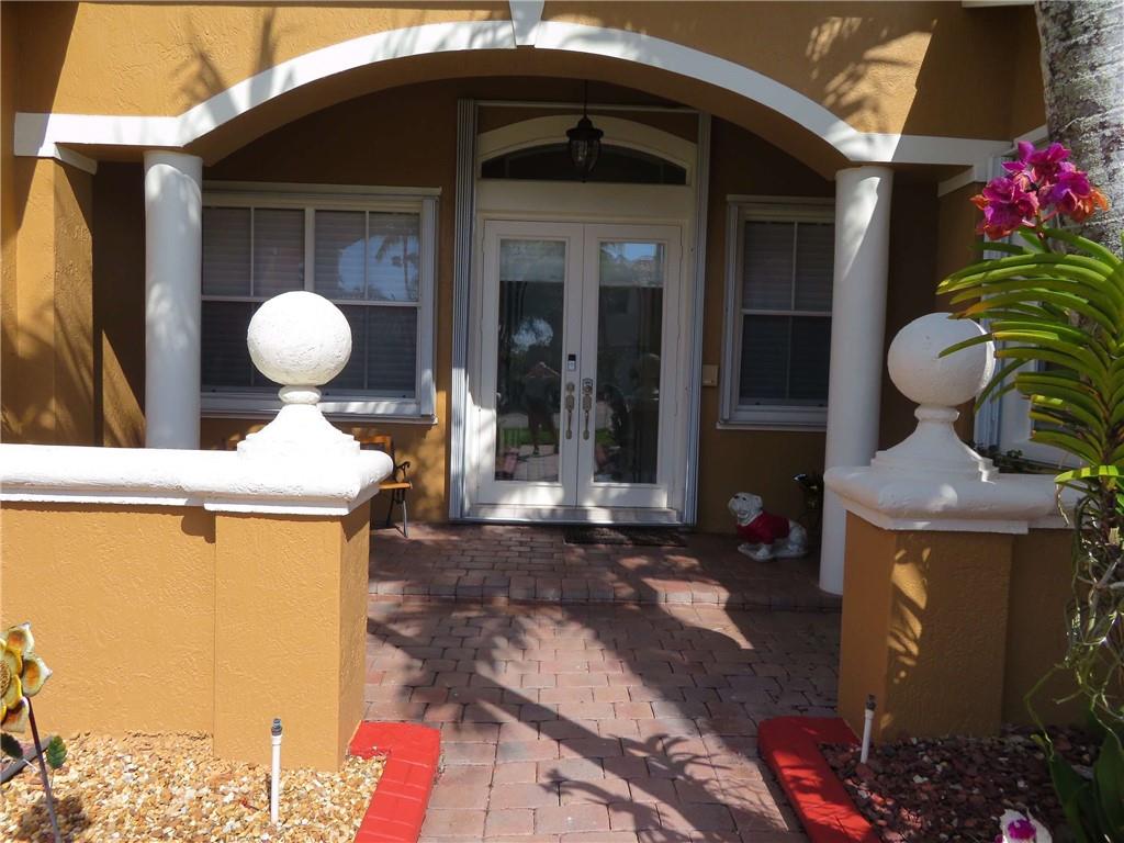 Encantada - Residential