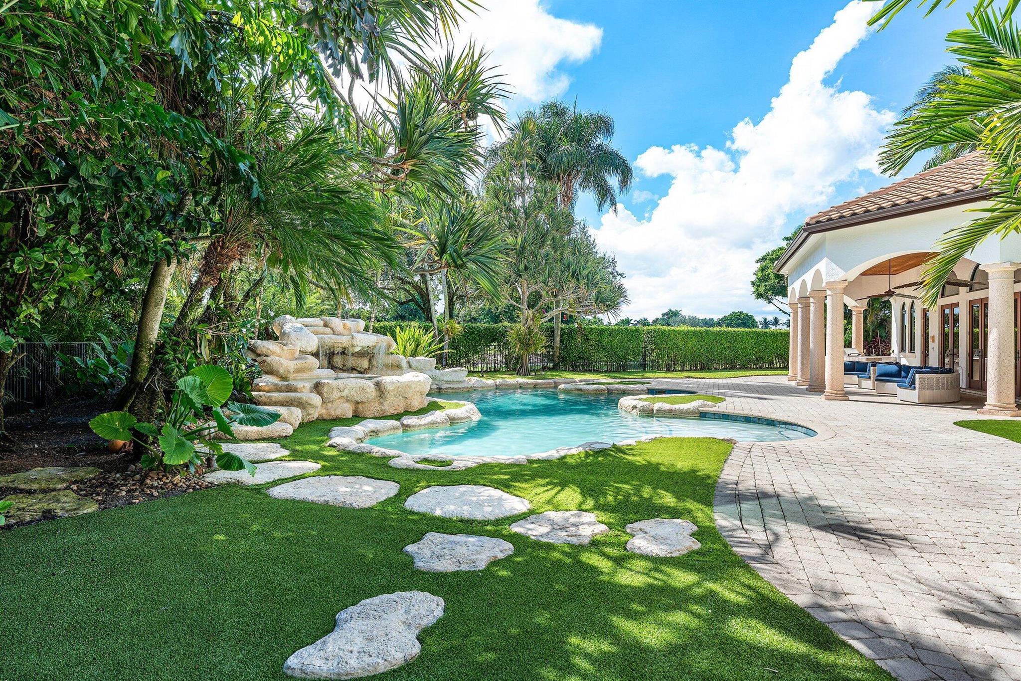 BALLENISLES POD 10 - Residential