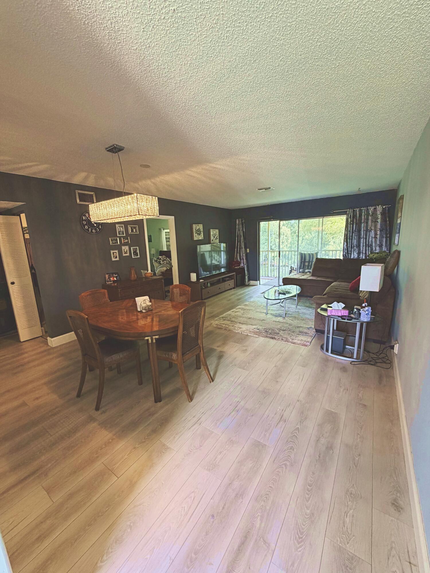 GOLDEN LAKES VILLAGE - Residential