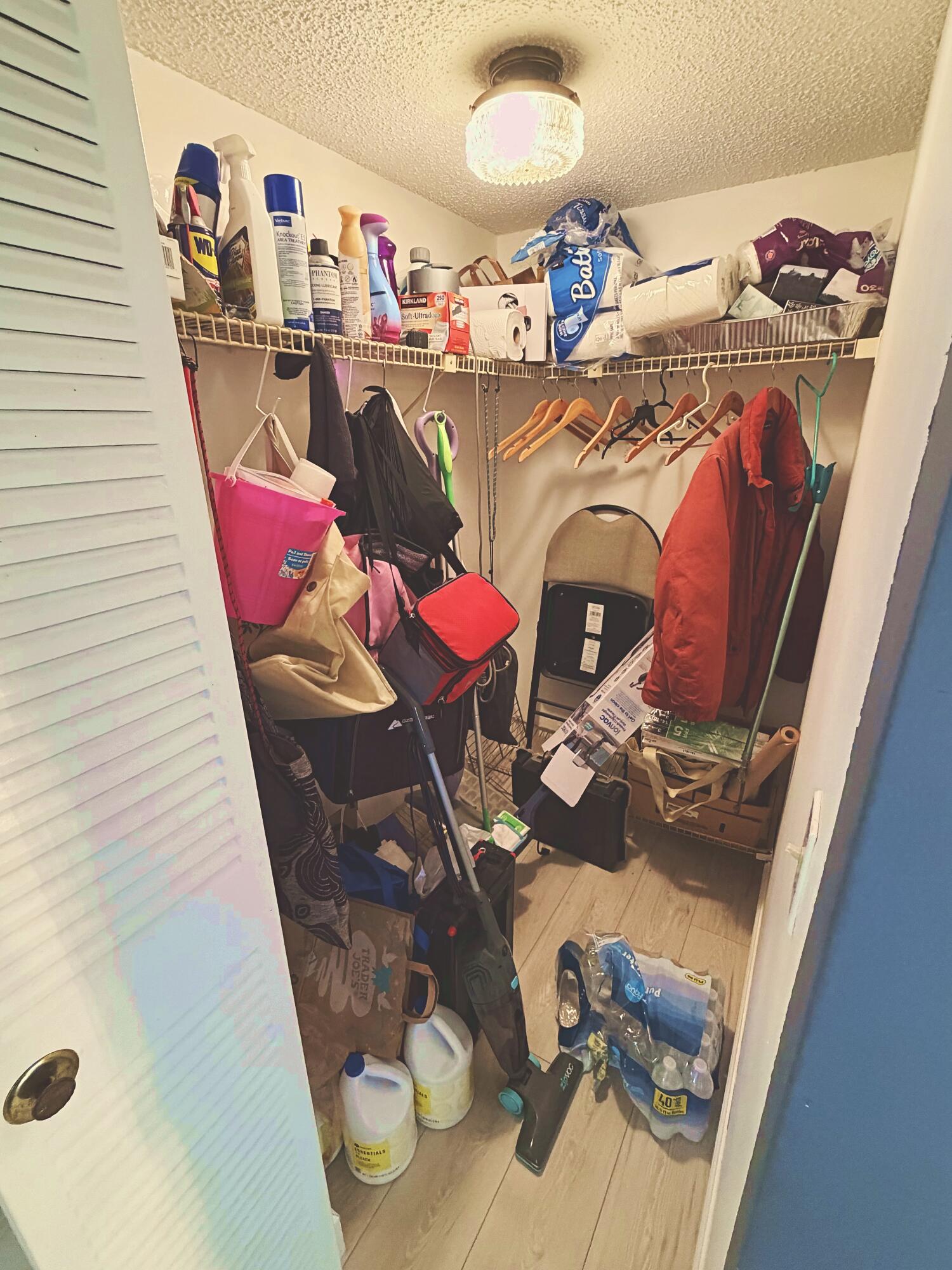 GOLDEN LAKES VILLAGE - Residential