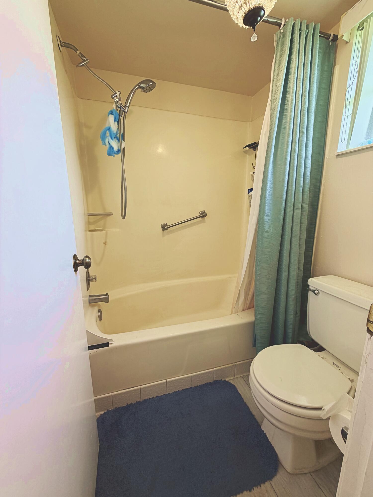 GOLDEN LAKES VILLAGE - Residential