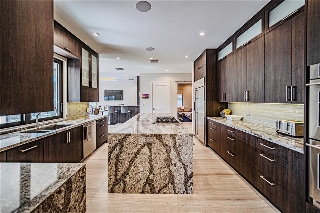 Barcelona Isle 27-10 B - Residential