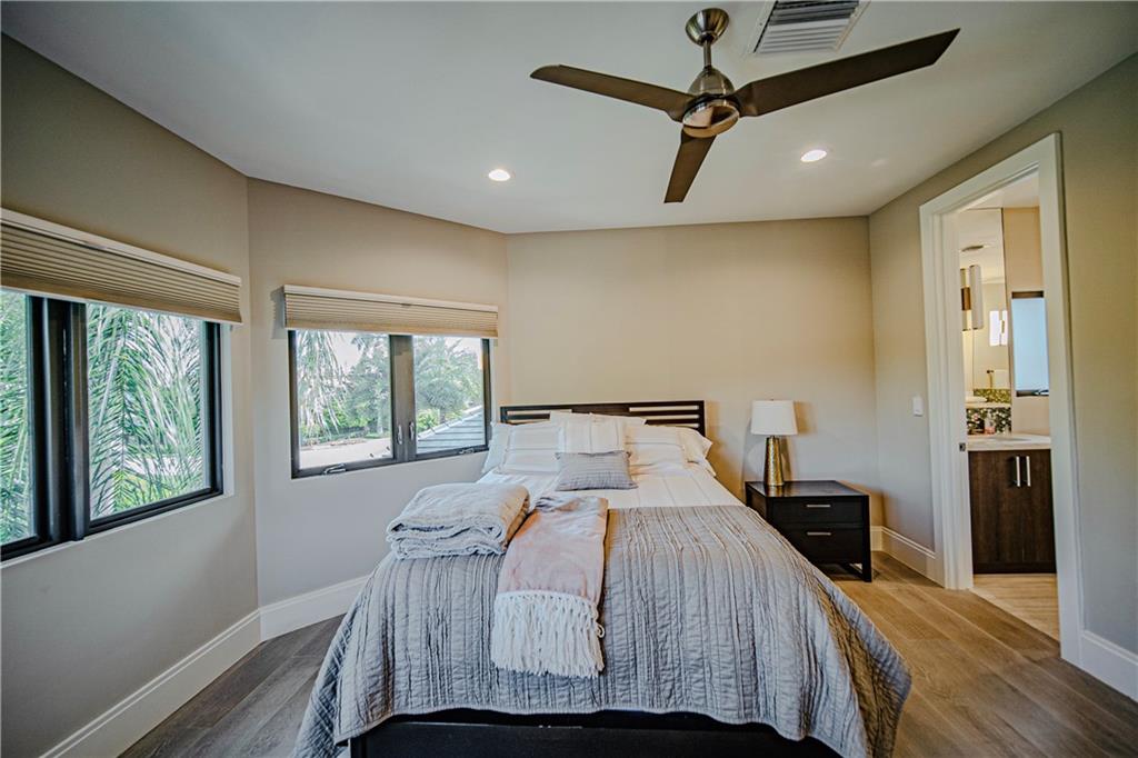 Barcelona Isle 27-10 B - Residential