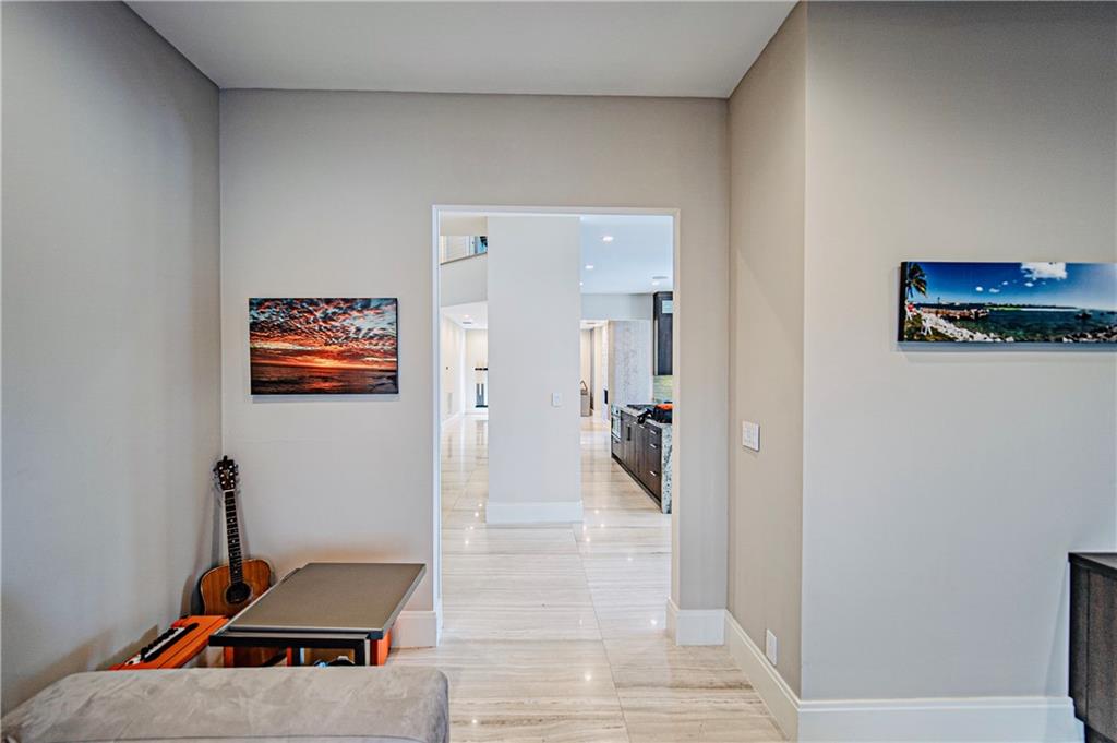 Barcelona Isle 27-10 B - Residential