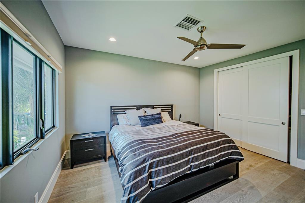 Barcelona Isle 27-10 B - Residential