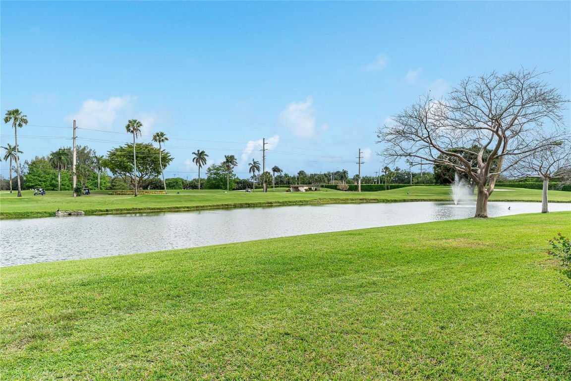 Hollybrook Golf & Tennis - Residential