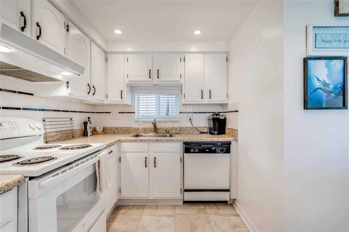 Hollybrook Golf & Tennis - Residential