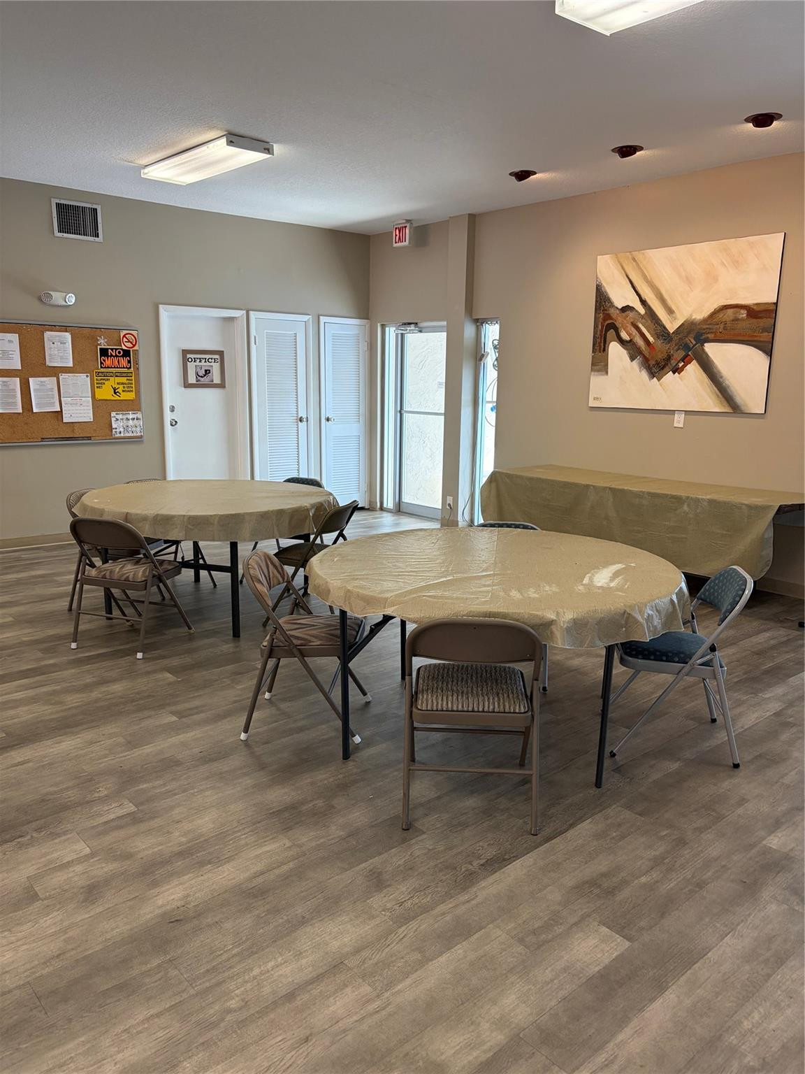 ENTRADA - Residential