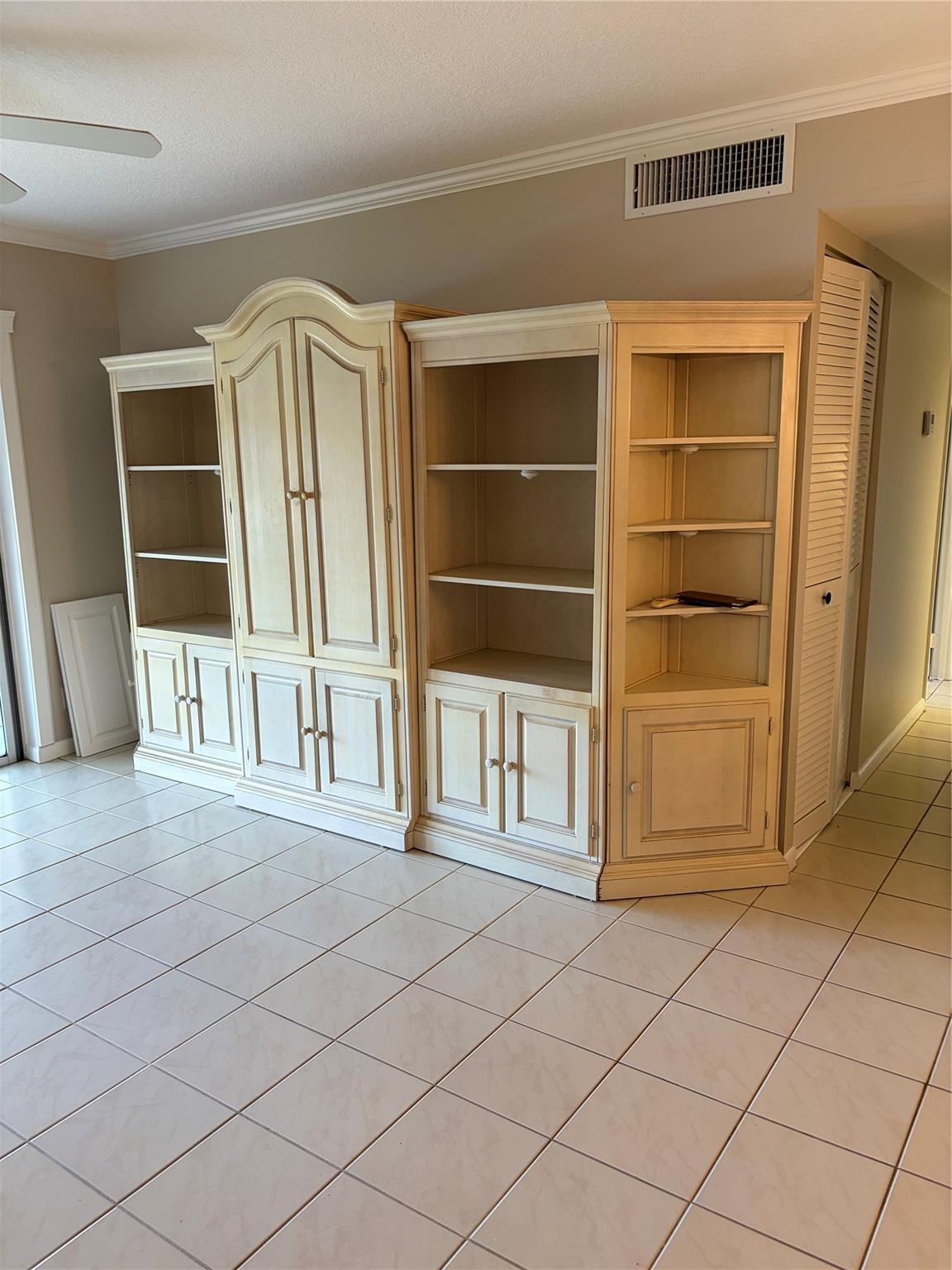 ENTRADA - Residential