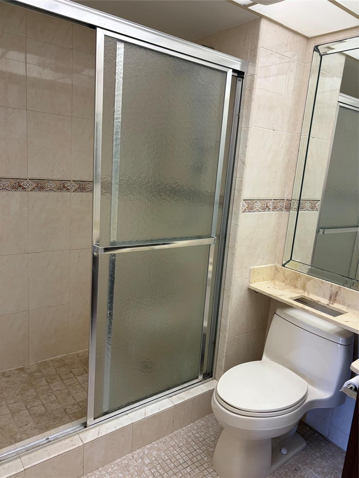 ENTRADA - Residential