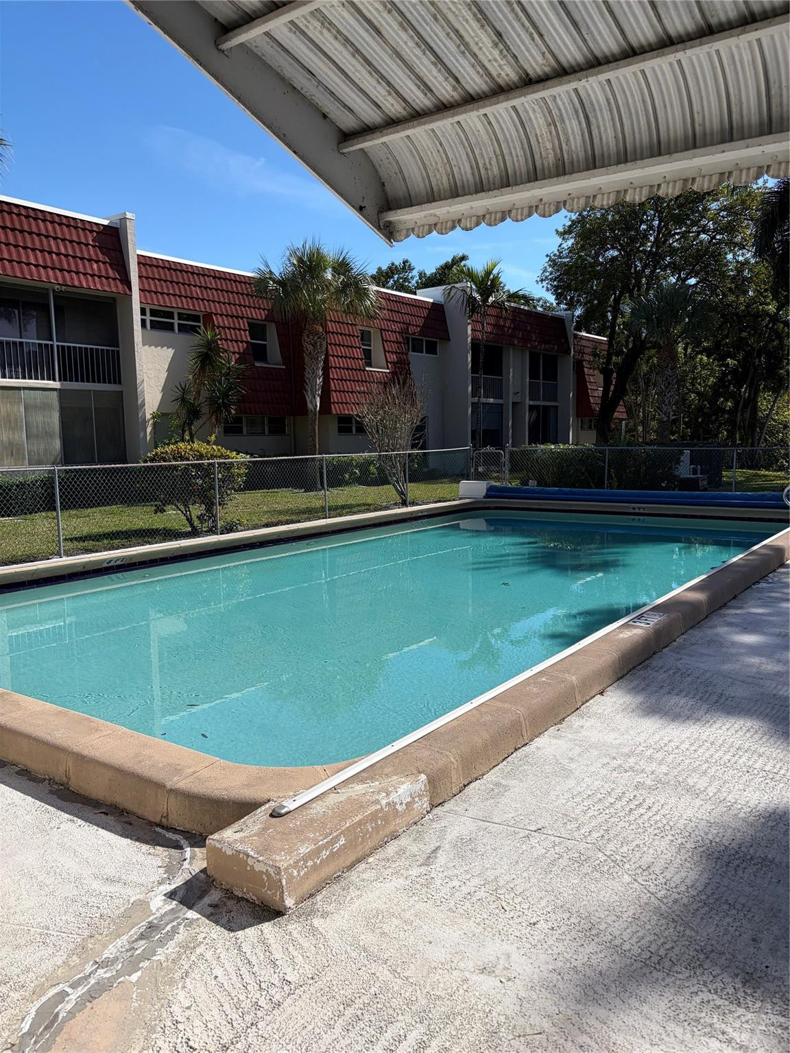 ENTRADA - Residential