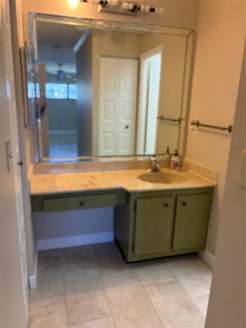 Tiny photo for 21 Jacaranda Drive #121, Plantation, FL 33324 (MLS # F10545771)