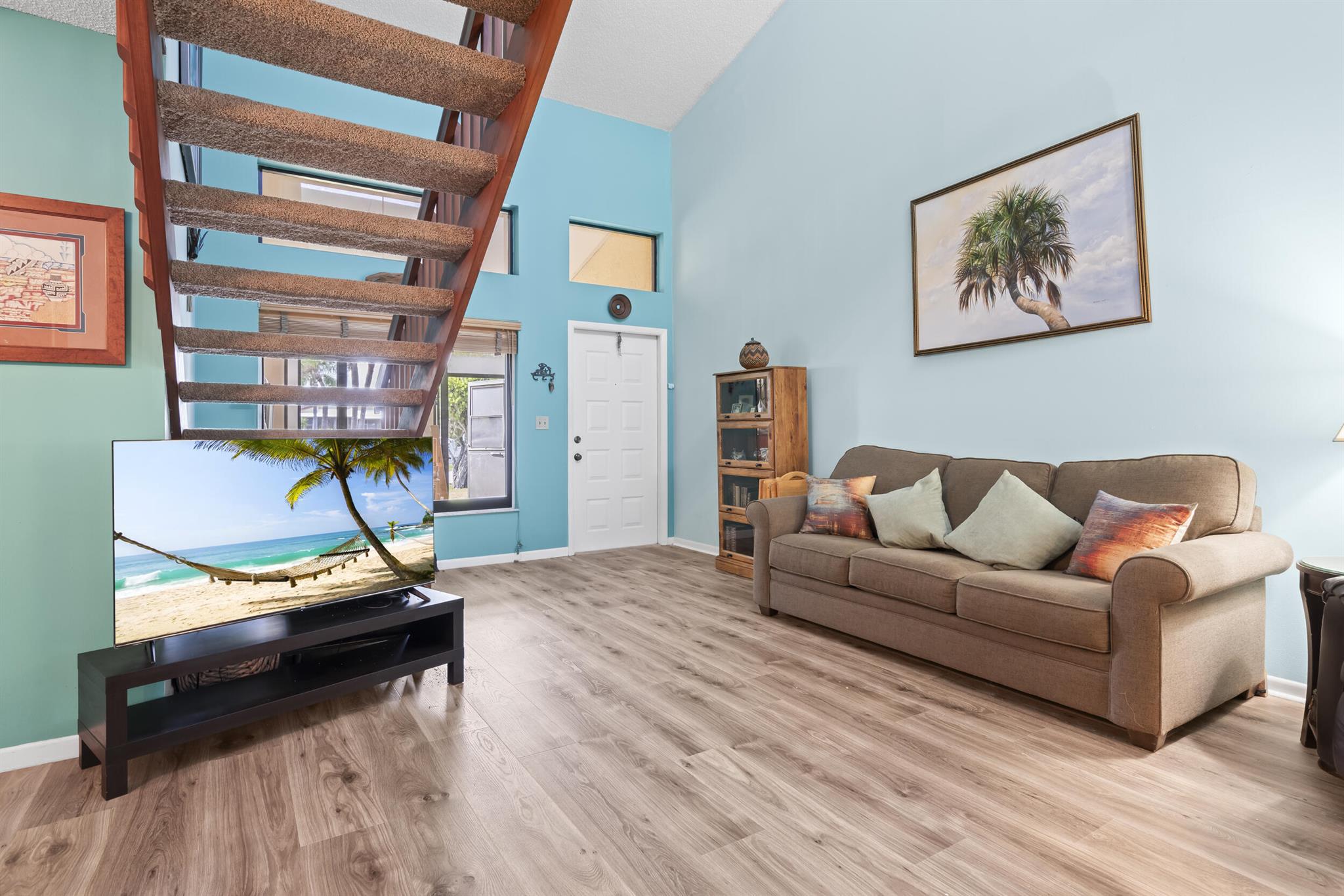 Savannahs Condominium - Residential