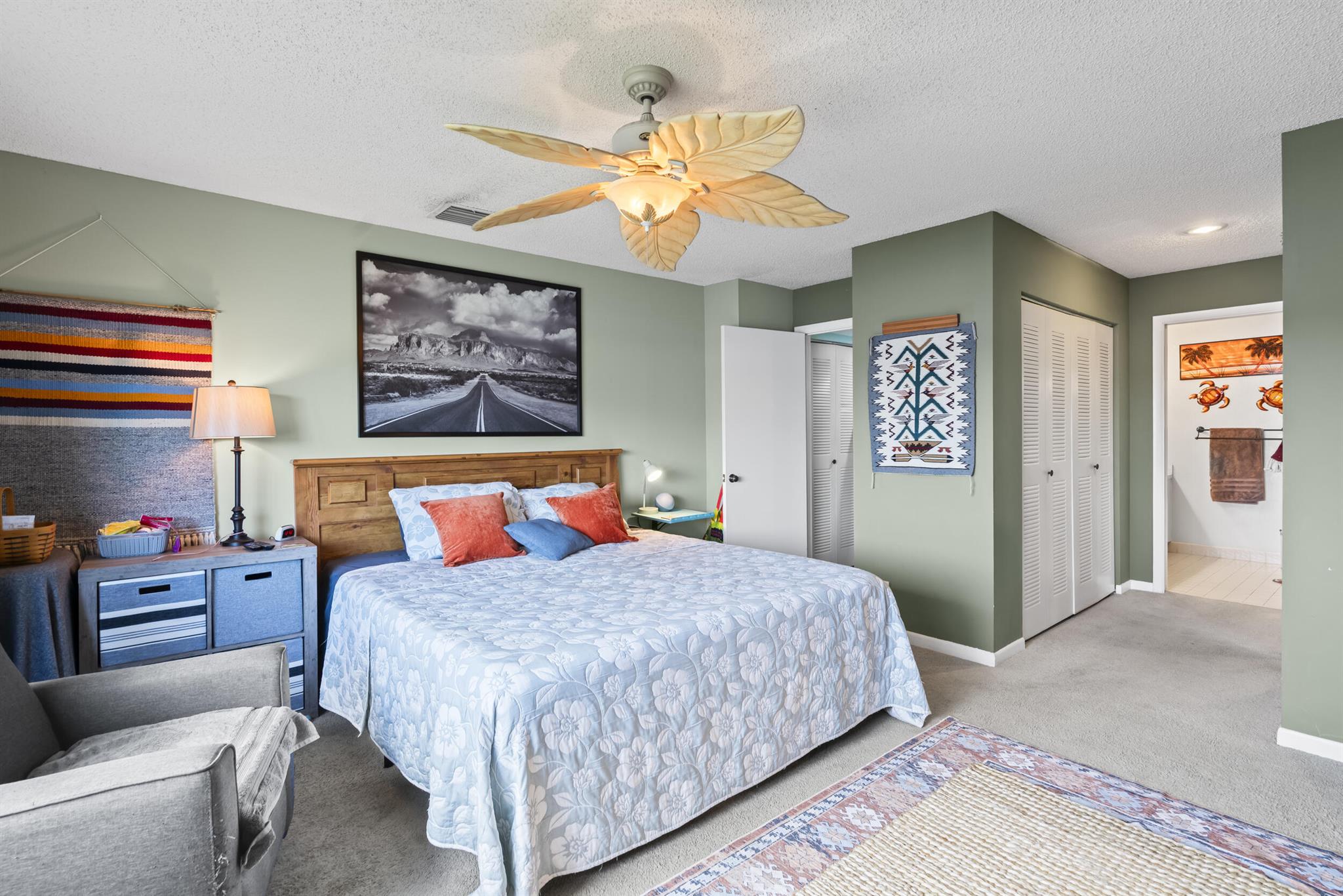 Savannahs Condominium - Residential