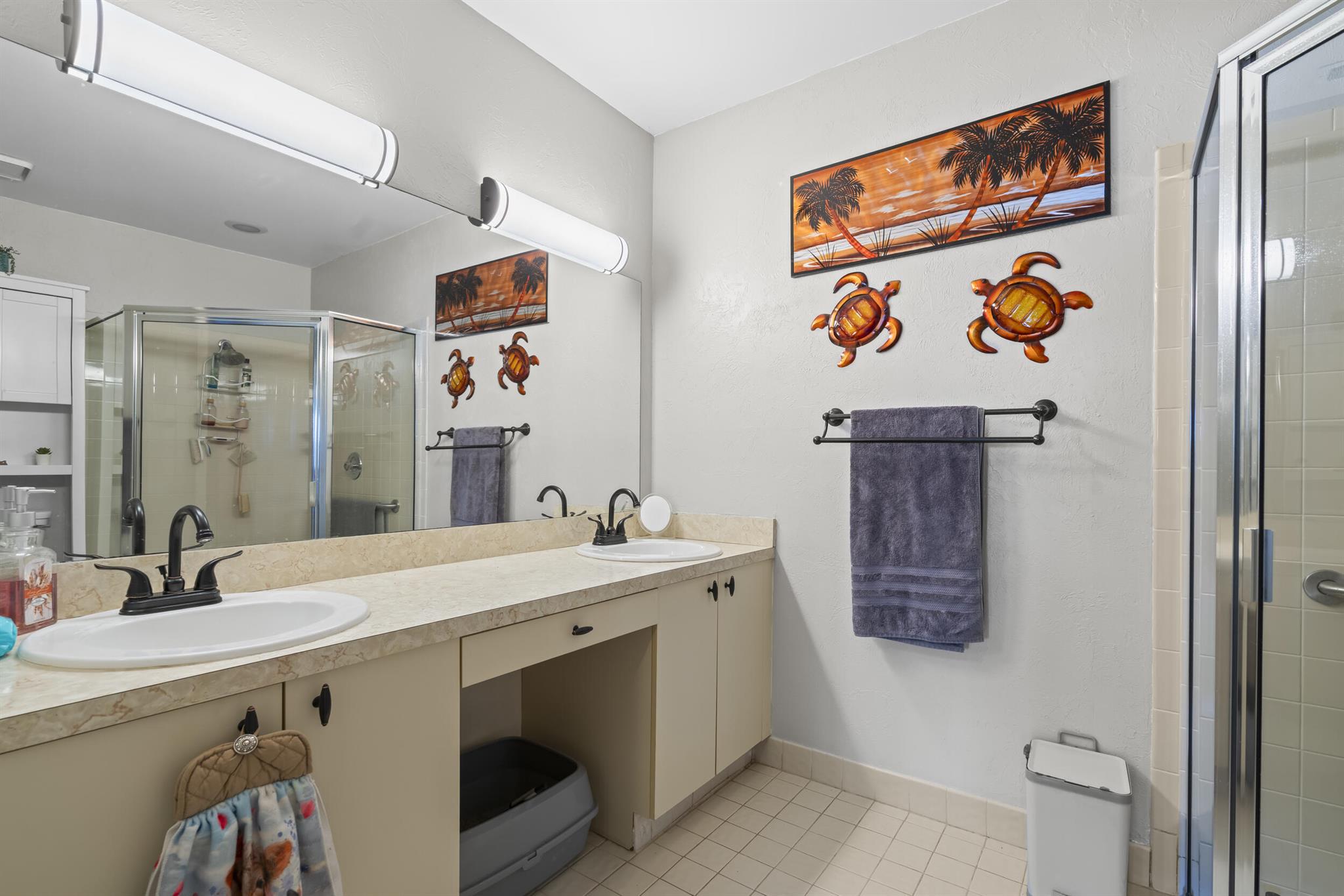 Savannahs Condominium - Residential