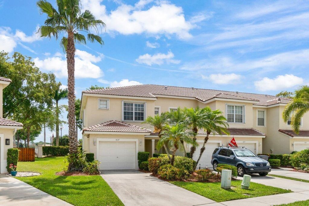 Photo of 8127 Bellagio Lane, Boynton Beach, FL 33472 (MLS # R11083176)