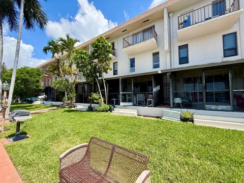 1100 Crystal Lake Drive 107 Deerfield Beach FL 33064