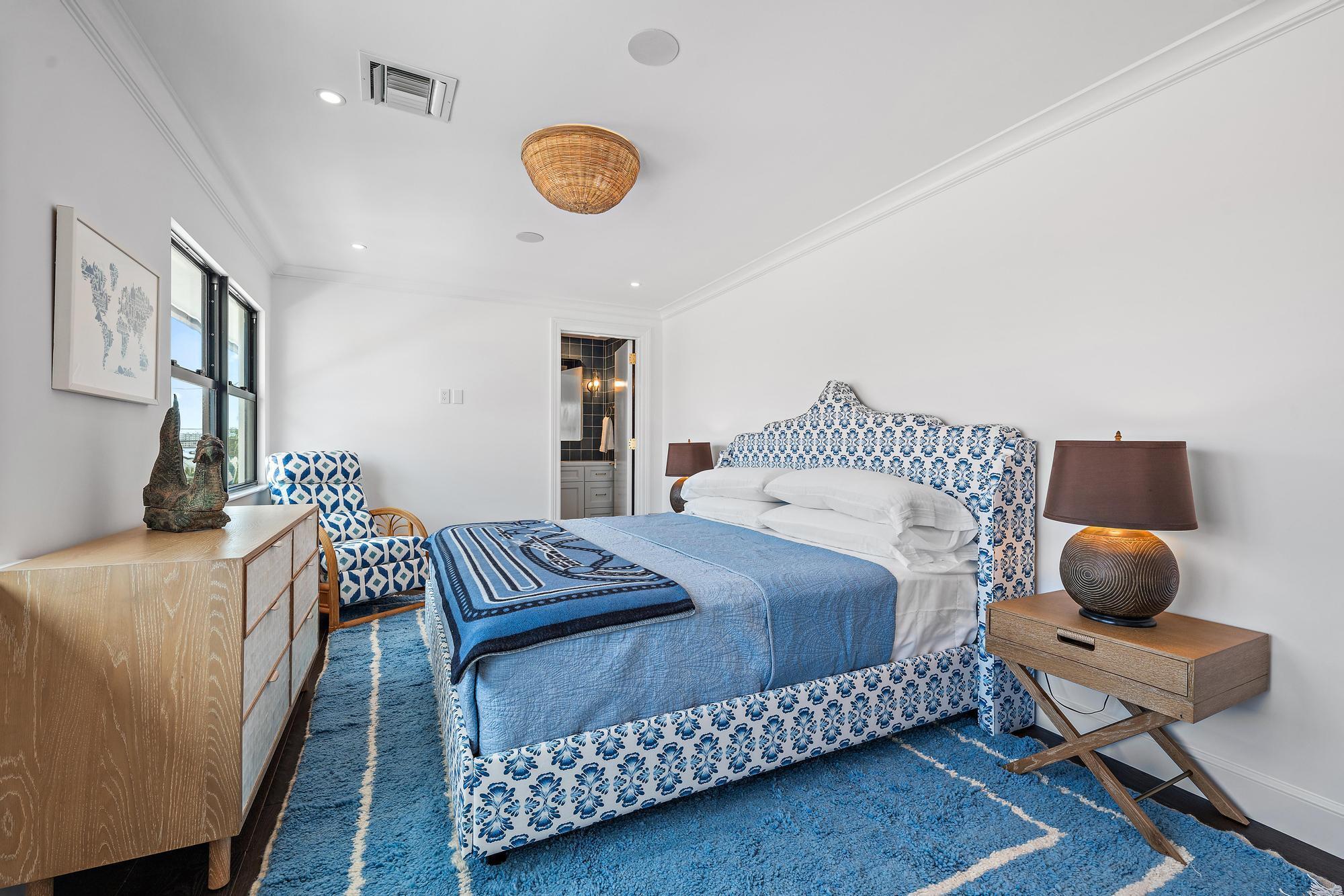 LAKE WORTH TOWN OF - Residential