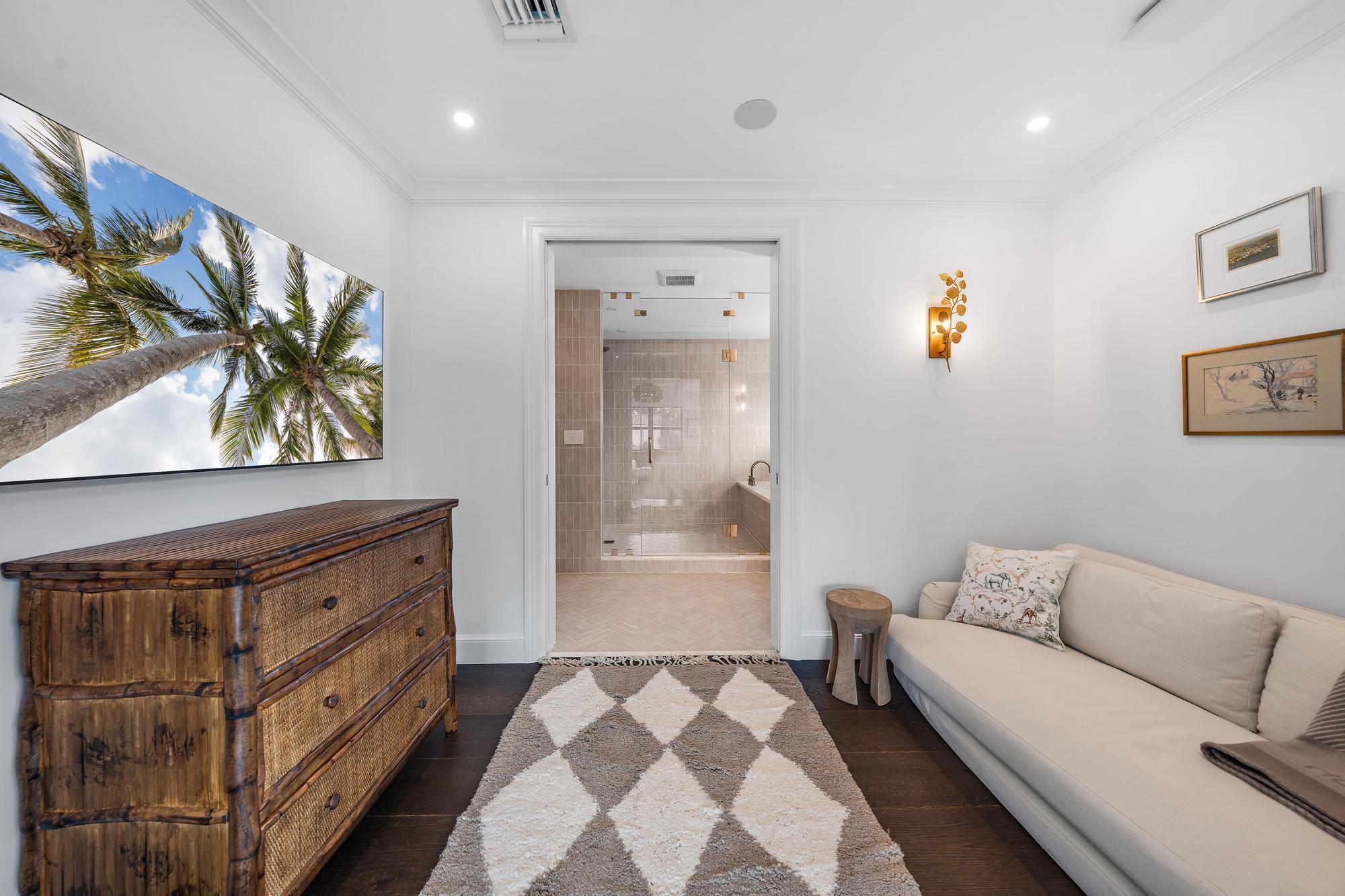 LAKE WORTH TOWN OF - Residential