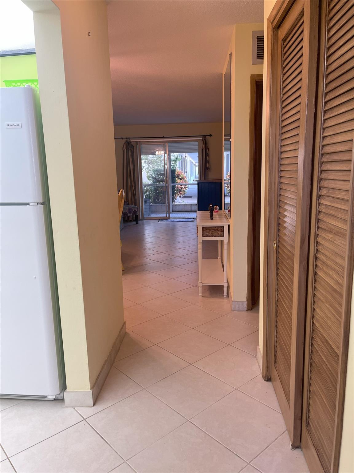 Lighthouse Point Gardens - Residential