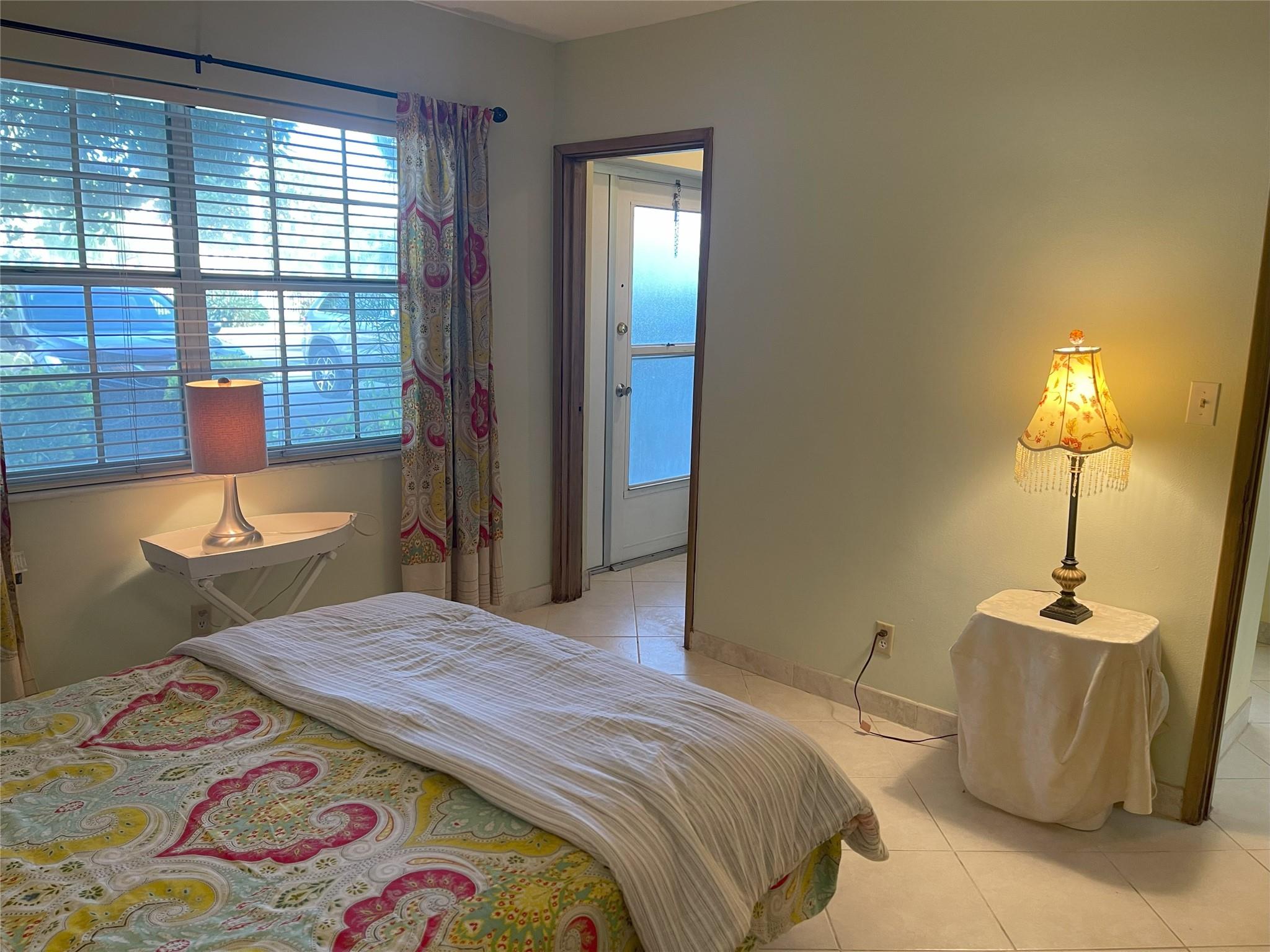 Lighthouse Point Gardens - Residential