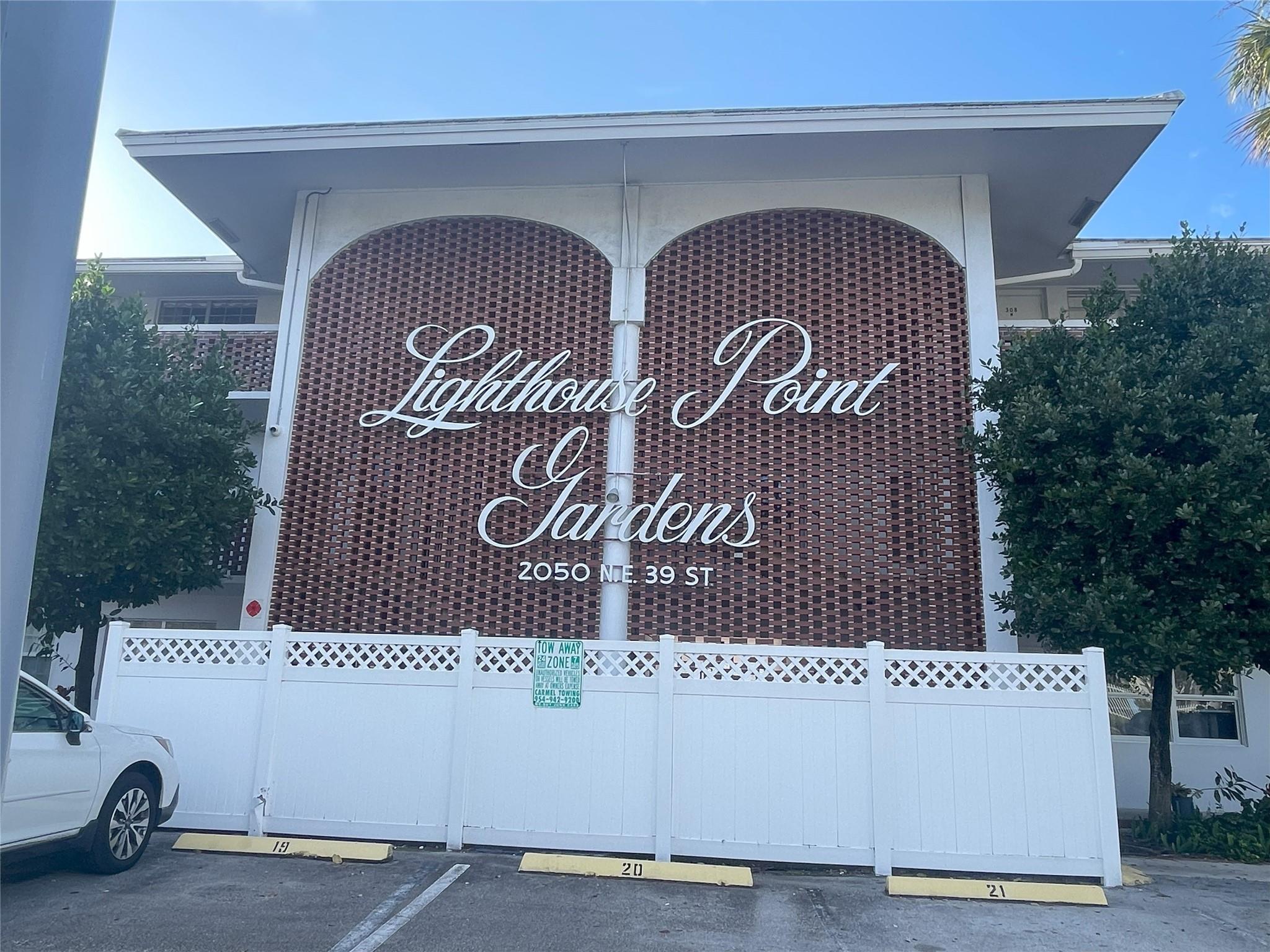 Lighthouse Point Gardens - Residential