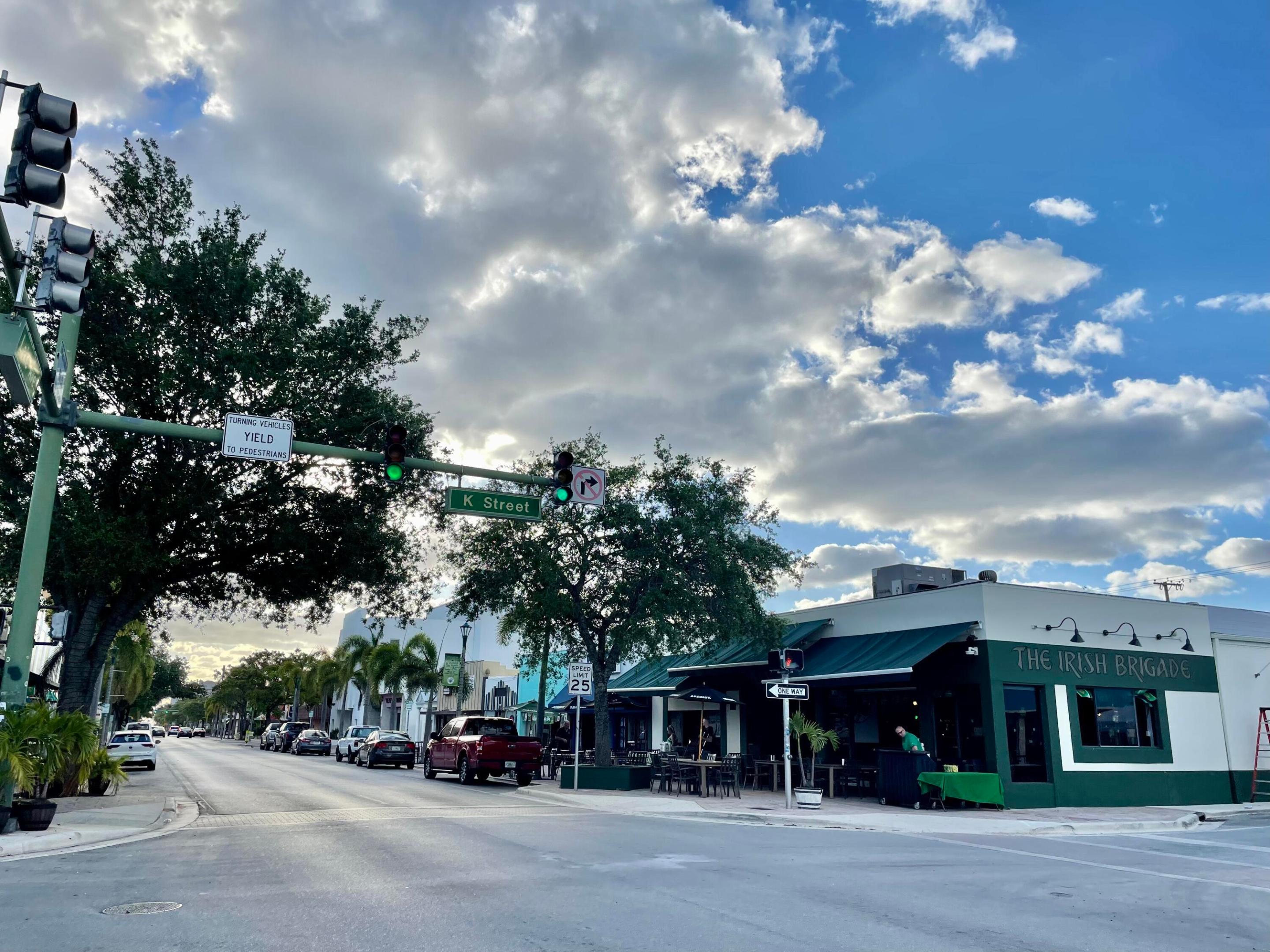LAKE WORTH TOWN OF ADD 1 - Residential Lease
