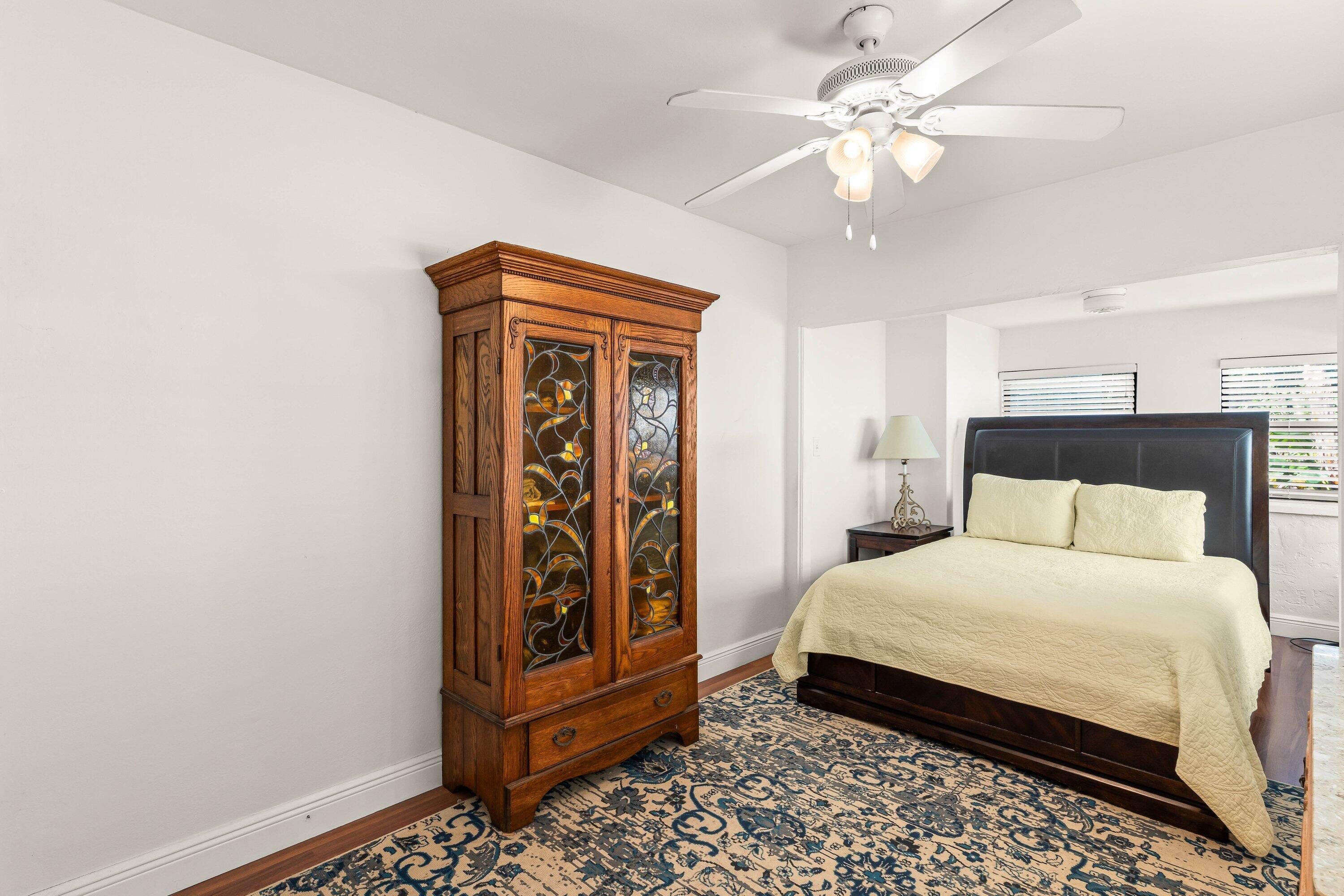 LAKE WORTH TOWN OF ADD 1 - Residential Lease