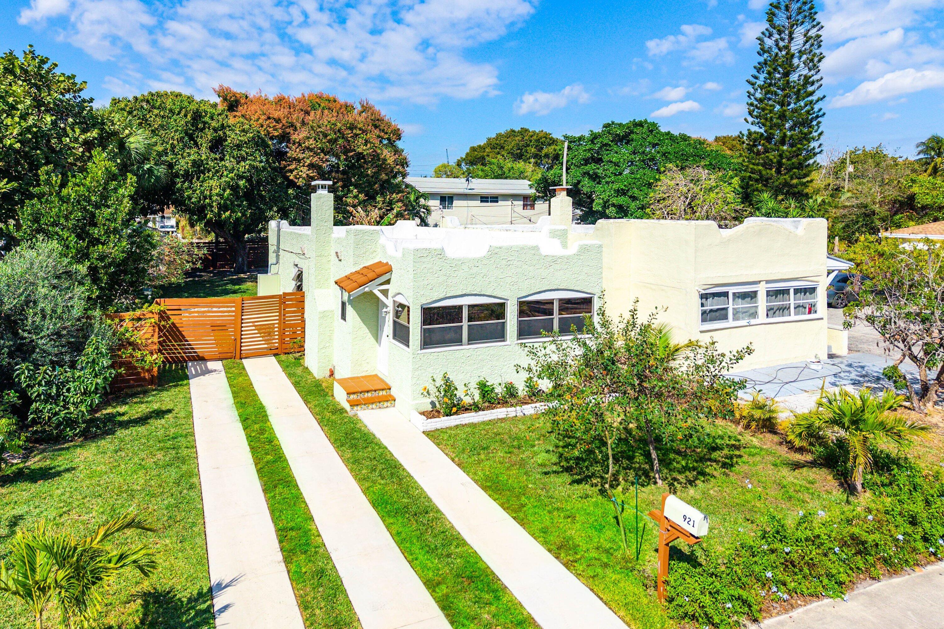 LAKE WORTH TOWN OF ADD 1 - Residential Lease