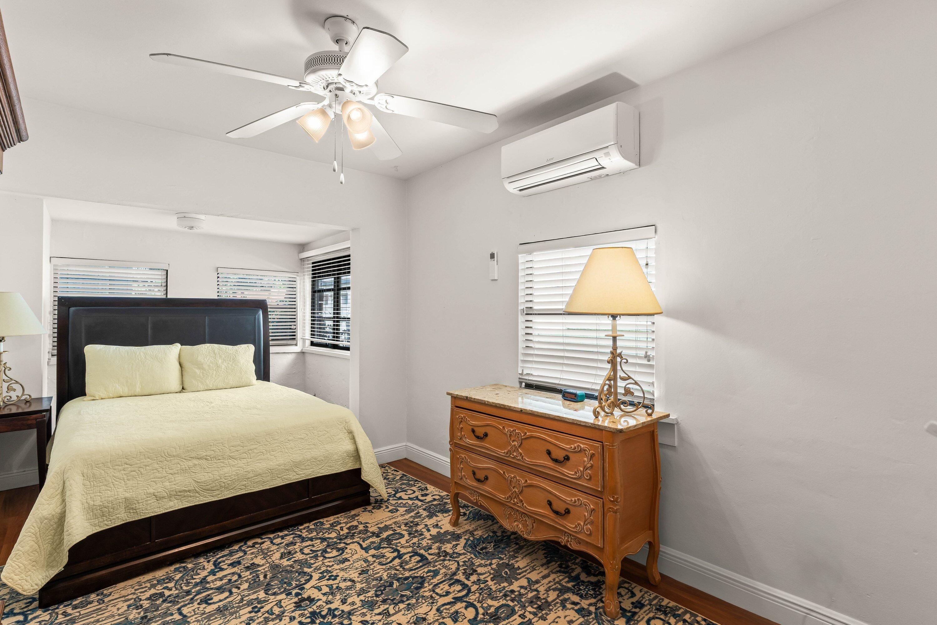 LAKE WORTH TOWN OF ADD 1 - Residential Lease
